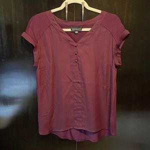 Fortune + Ivy plum colored short sleeved blouse